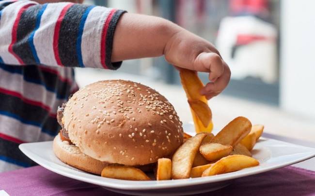 Atención a la mala alimentación