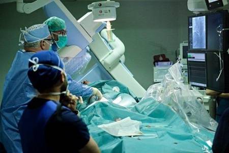 Cirugía para colocar el marcapasos sin cables