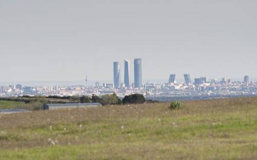 Ciudad con contaminación y sus efectos en la salud