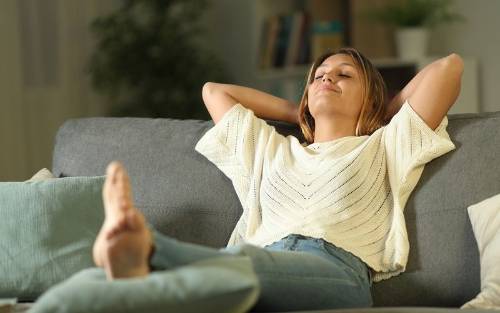 Priorizar el descanso y otros consejos para cuidar la salud del cerebro