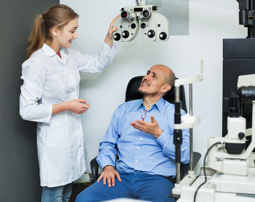 La vista envejece después de los 40