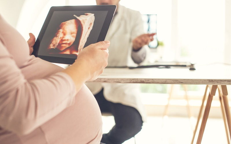 Imágenes más realistas del bebé con la ecografía 5D