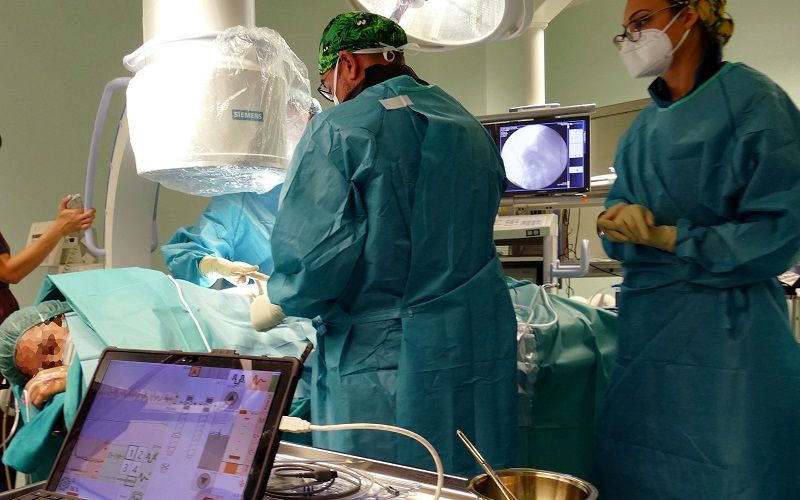 Proceso de programación del dispositivo para el dolor durante la intervención