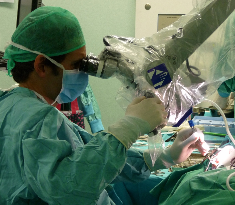 Implante coclear para el tratamiento de la sordera