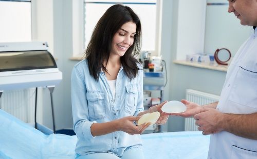 Ventajas de la reducción de pecho y el lifting de mama