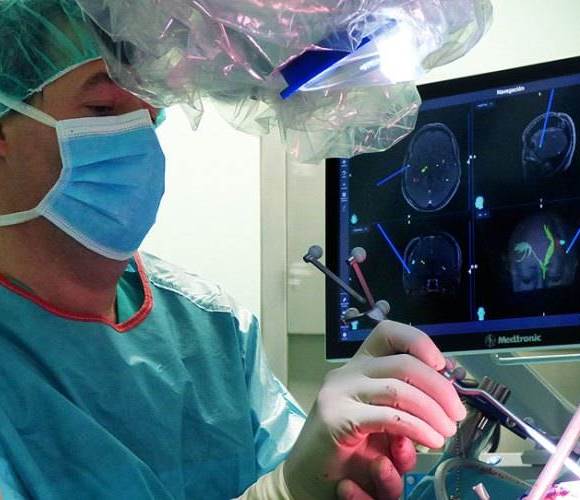 Neuronavegador para la cirugía del cerebro