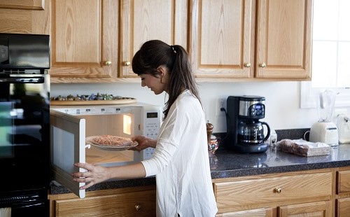 ¿Es sano cocinar en el microondas?