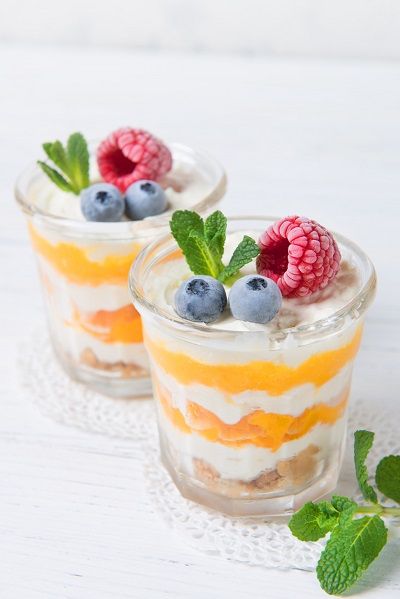Tiramisú de mango: un postre lleno de color